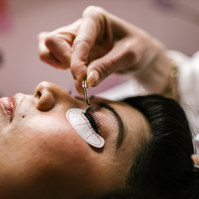 Uptown Salon & Blow Dry Bar 