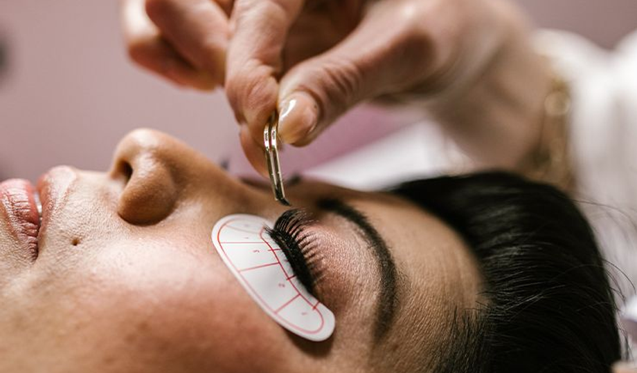 Uptown Salon & Blow Dry Bar
