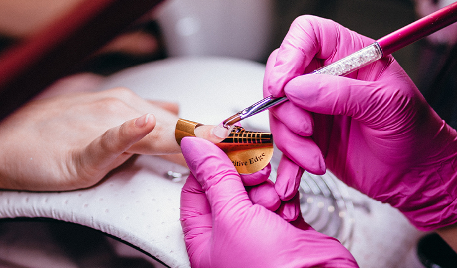 Uptown Salon & Blow Dry Bar 