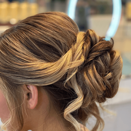 Uptown Salon & Blow Dry Bar