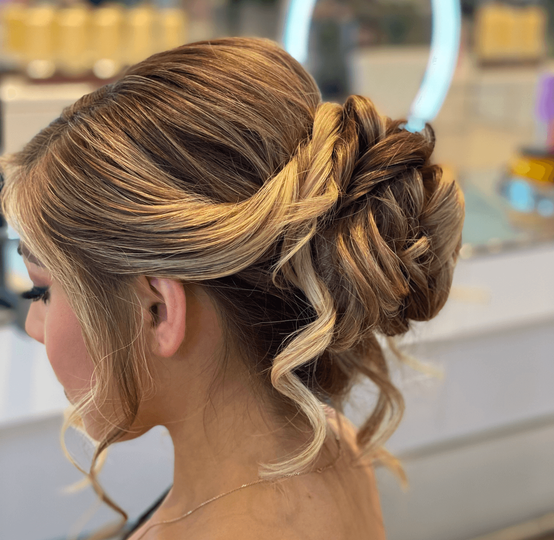 Uptown Salon & Blow Dry Bar 