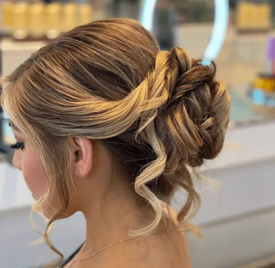 Uptown Salon & Blow Dry Bar